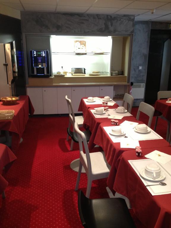 Les 4 Vallees Hotel Albertville Eksteriør billede