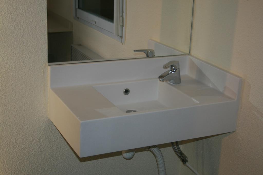 Les 4 Vallees Hotel Albertville Værelse billede